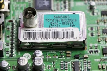 BN41-00758A BN94-01205A SAMSUNG LE37R72B